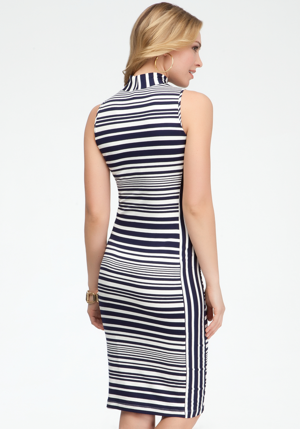 Download Bebe Stripe Mock Neck Midi Dress in White - Lyst