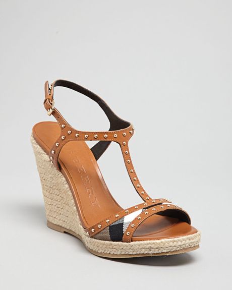 Burberry Platform Wedge Sandals in Brown (tan) | Lyst
