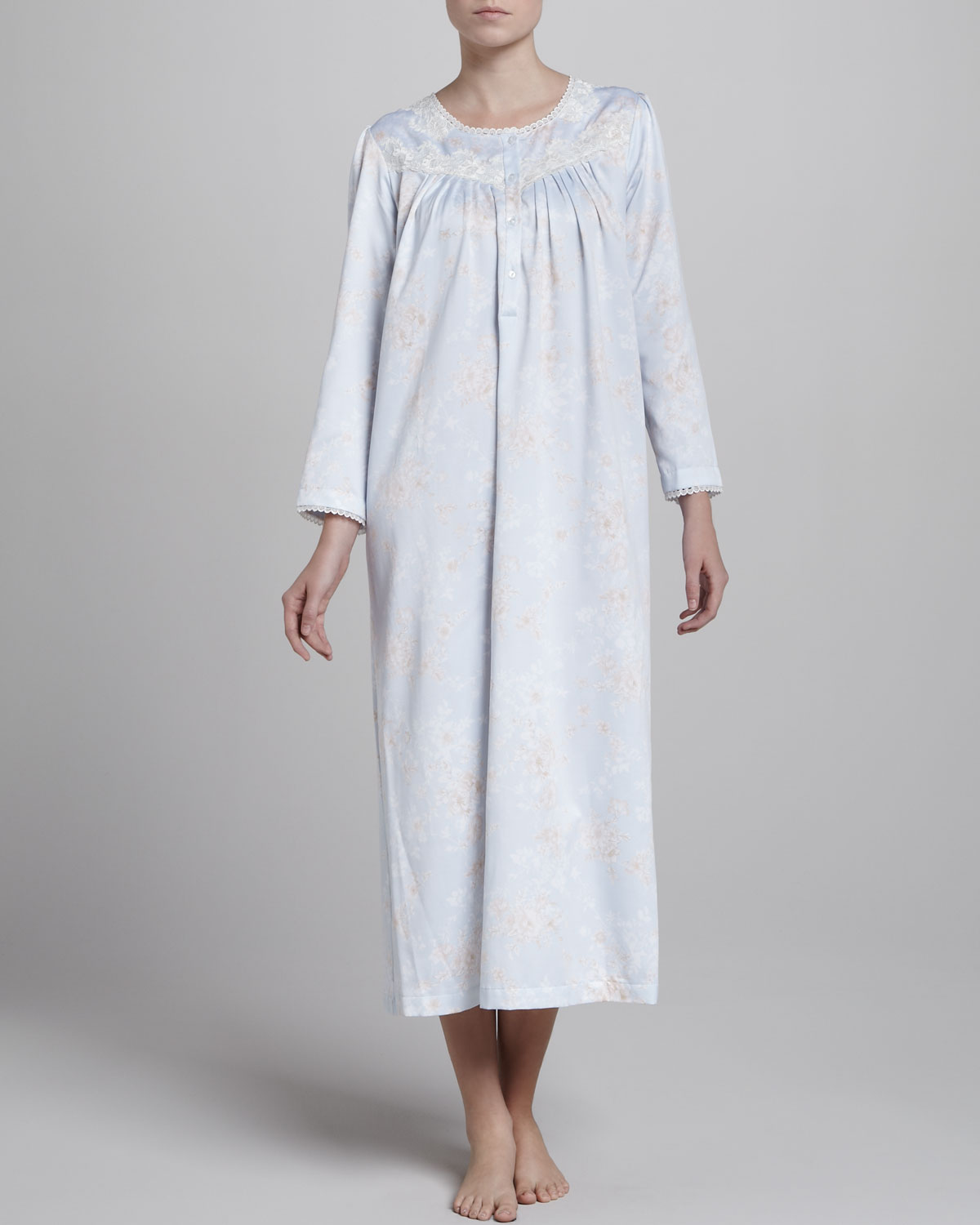 oscar de la renta nightgowns