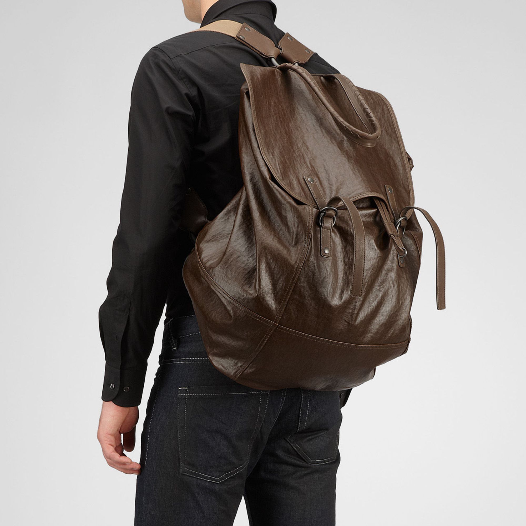 Bottega Veneta Linen Washed Vintage Calf Backpack in Brown for Men - Lyst