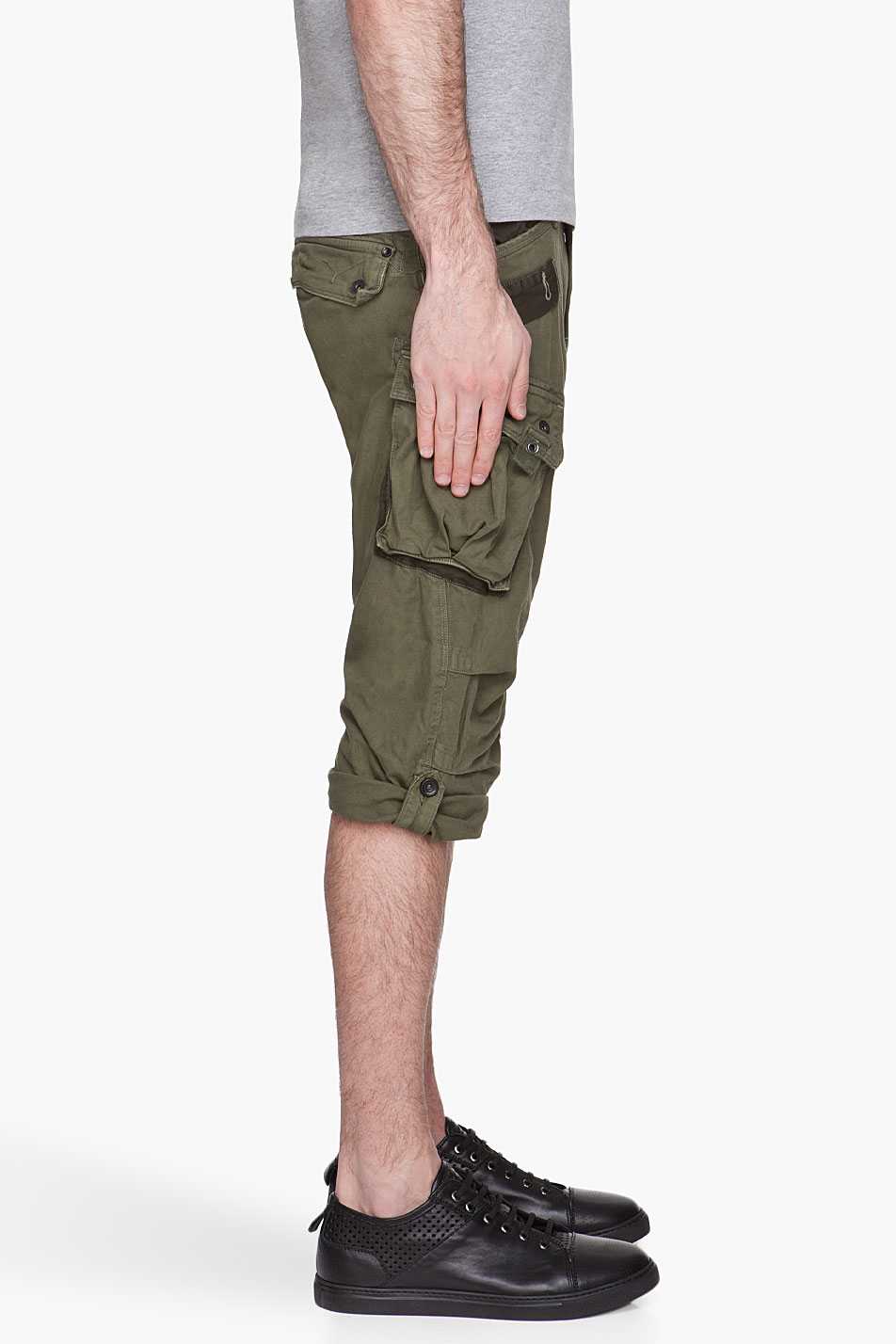 tapered cargo shorts