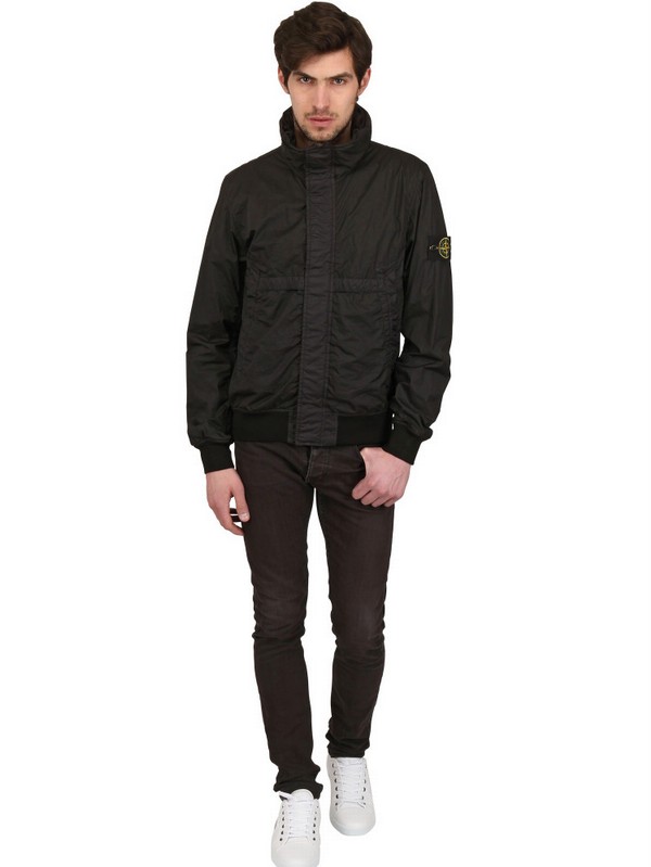 Stone Island Waterproof Dyed Nylon Bomber Jacket in Black for Men | Lyst