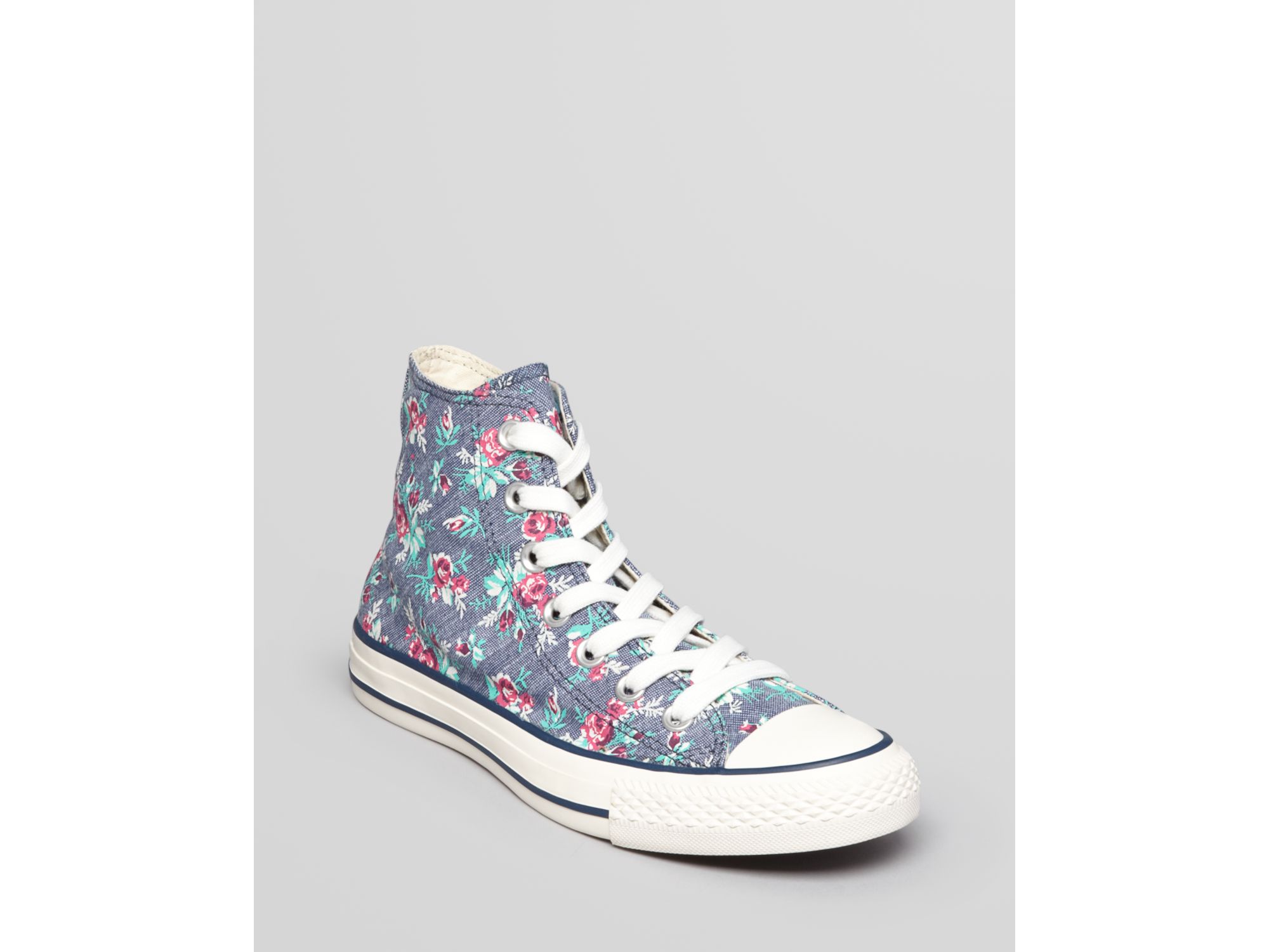 patterned converse shoes