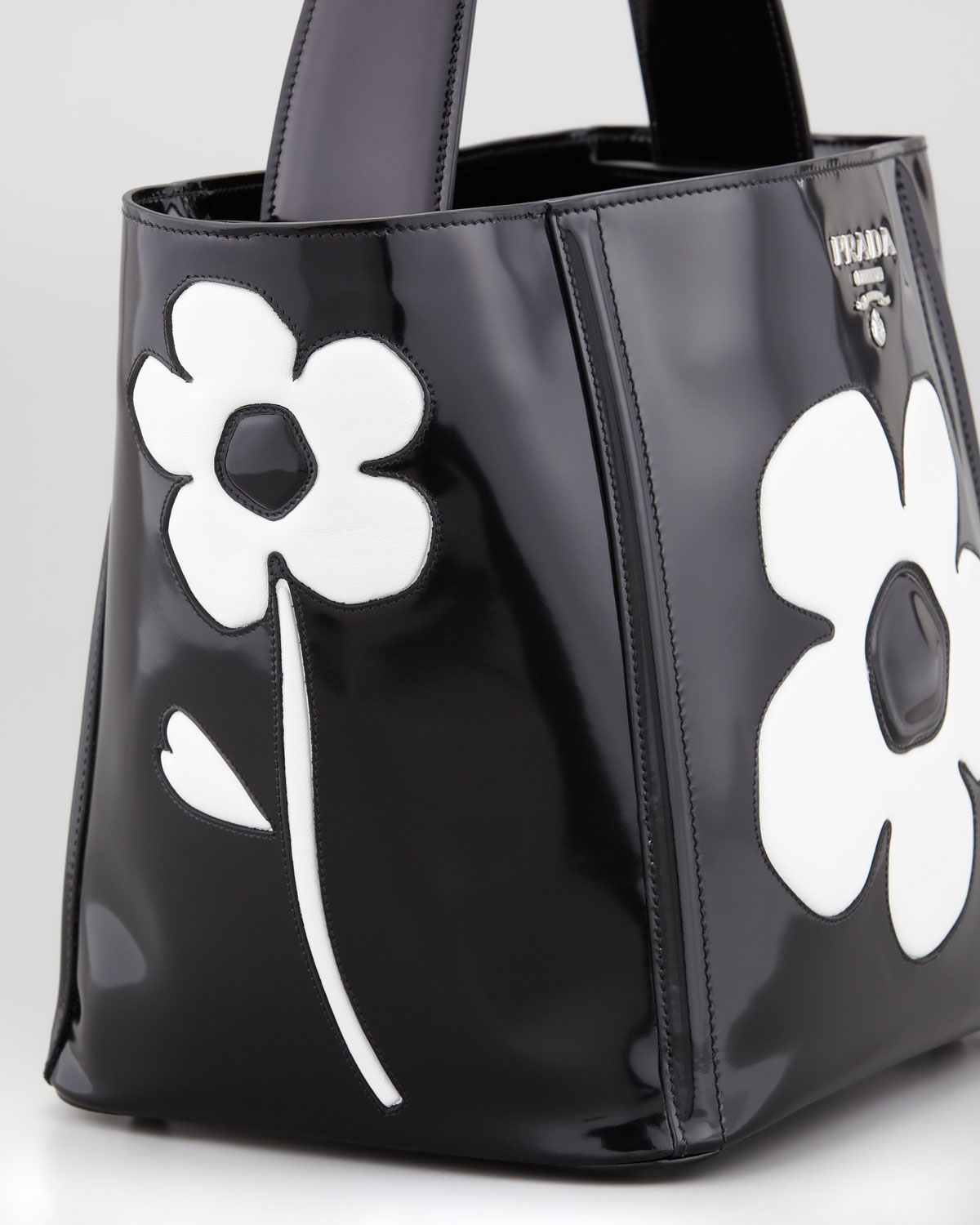 prada bag white and black