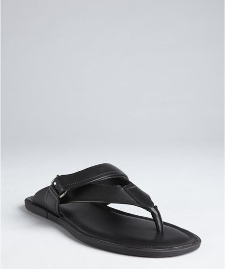 Ferragamo Black Leather Tribu Thong Buckle Sandals in Black for Men | Lyst