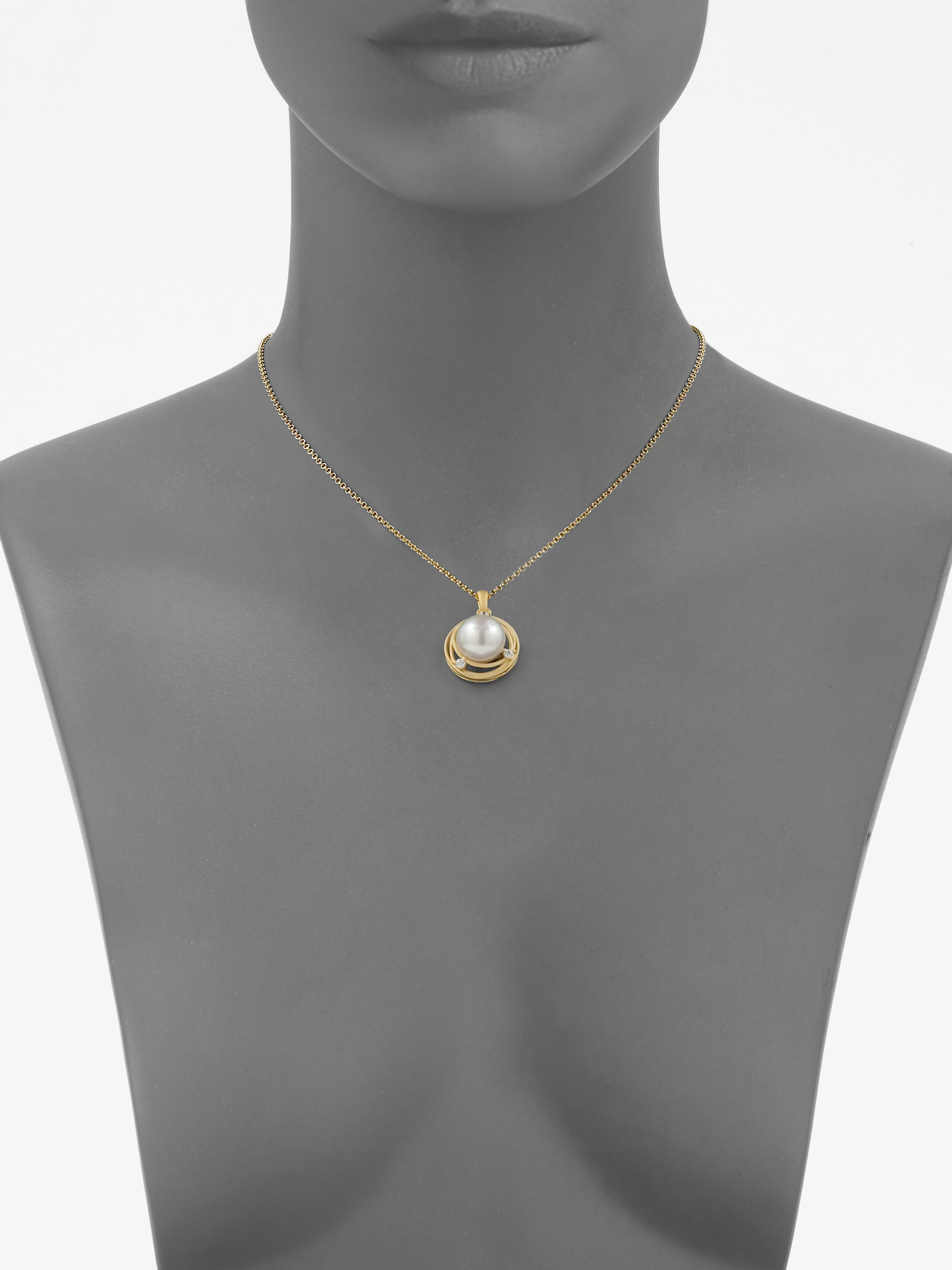 Majorica 12mm Pearl Pendant Necklace in 