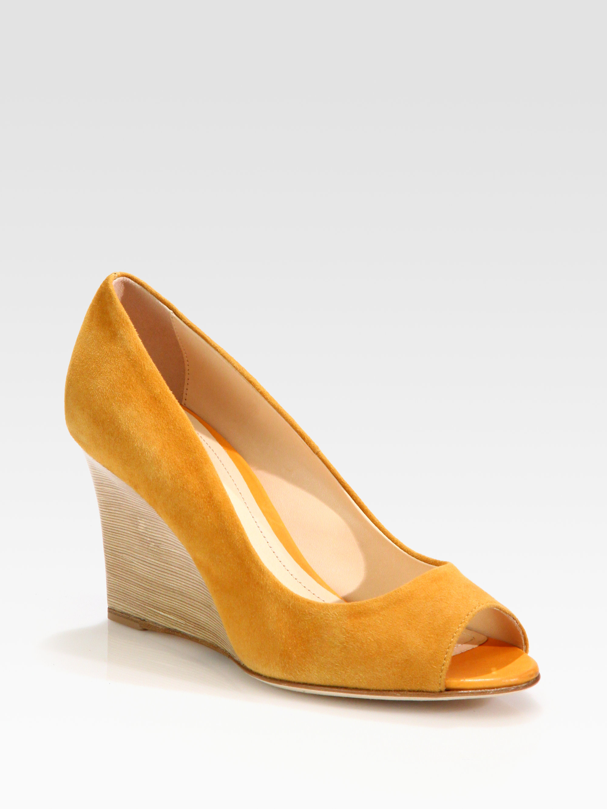 Tod's Suede Wedge Pumps in Yellow Beige (Yellow) - Lyst