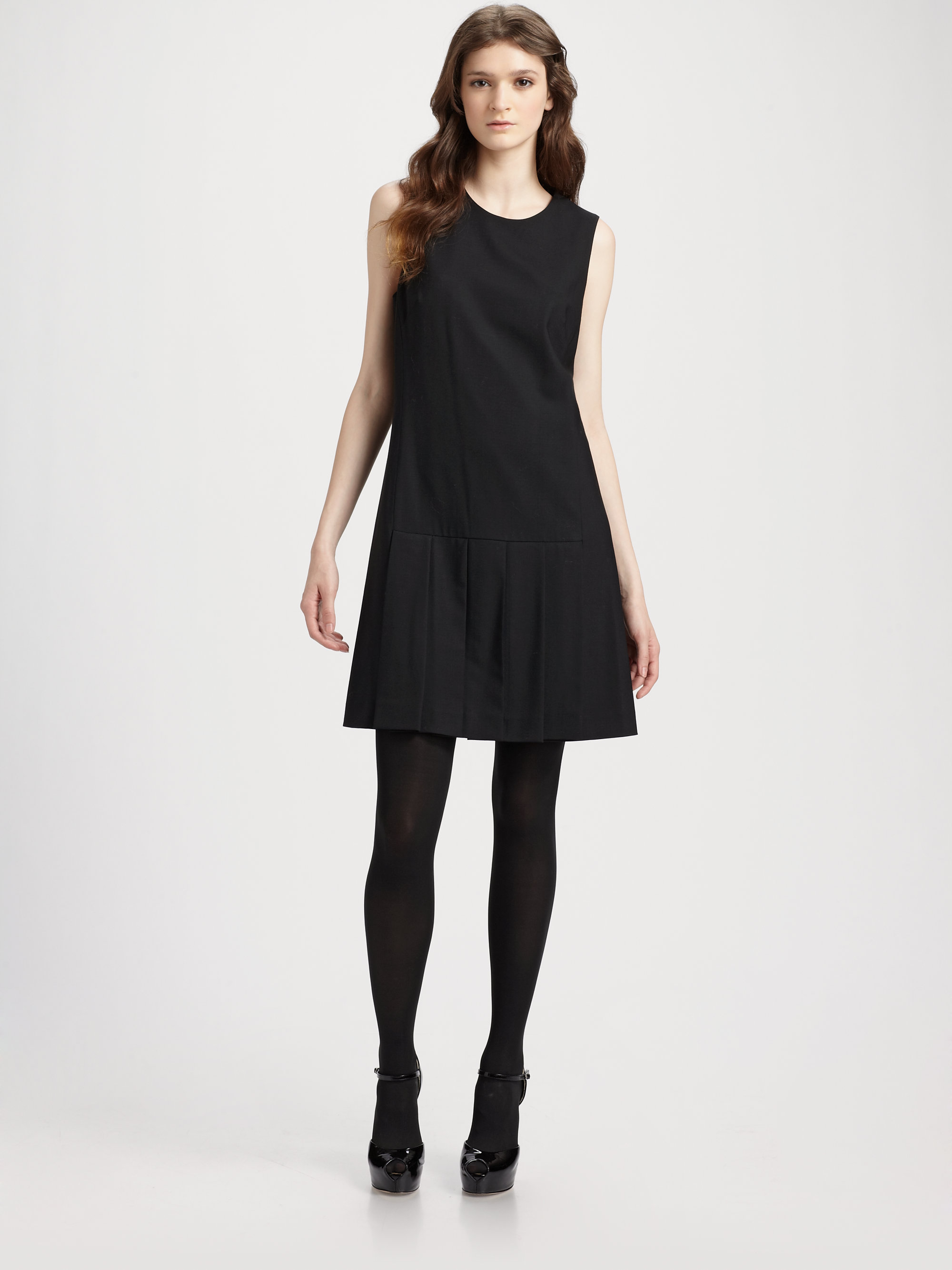 Theory Olvana Woolblend Pleated Dress 