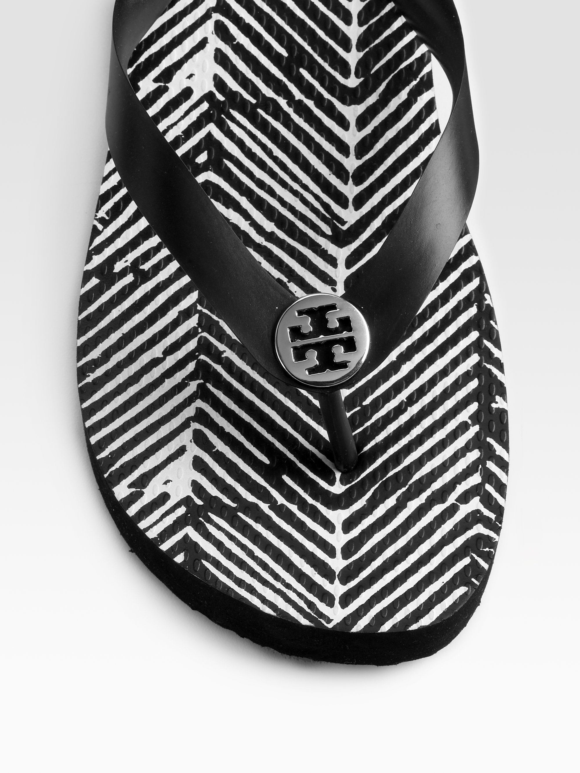 Tory Burch Rubber Wedge Flip Flops in Black - Lyst