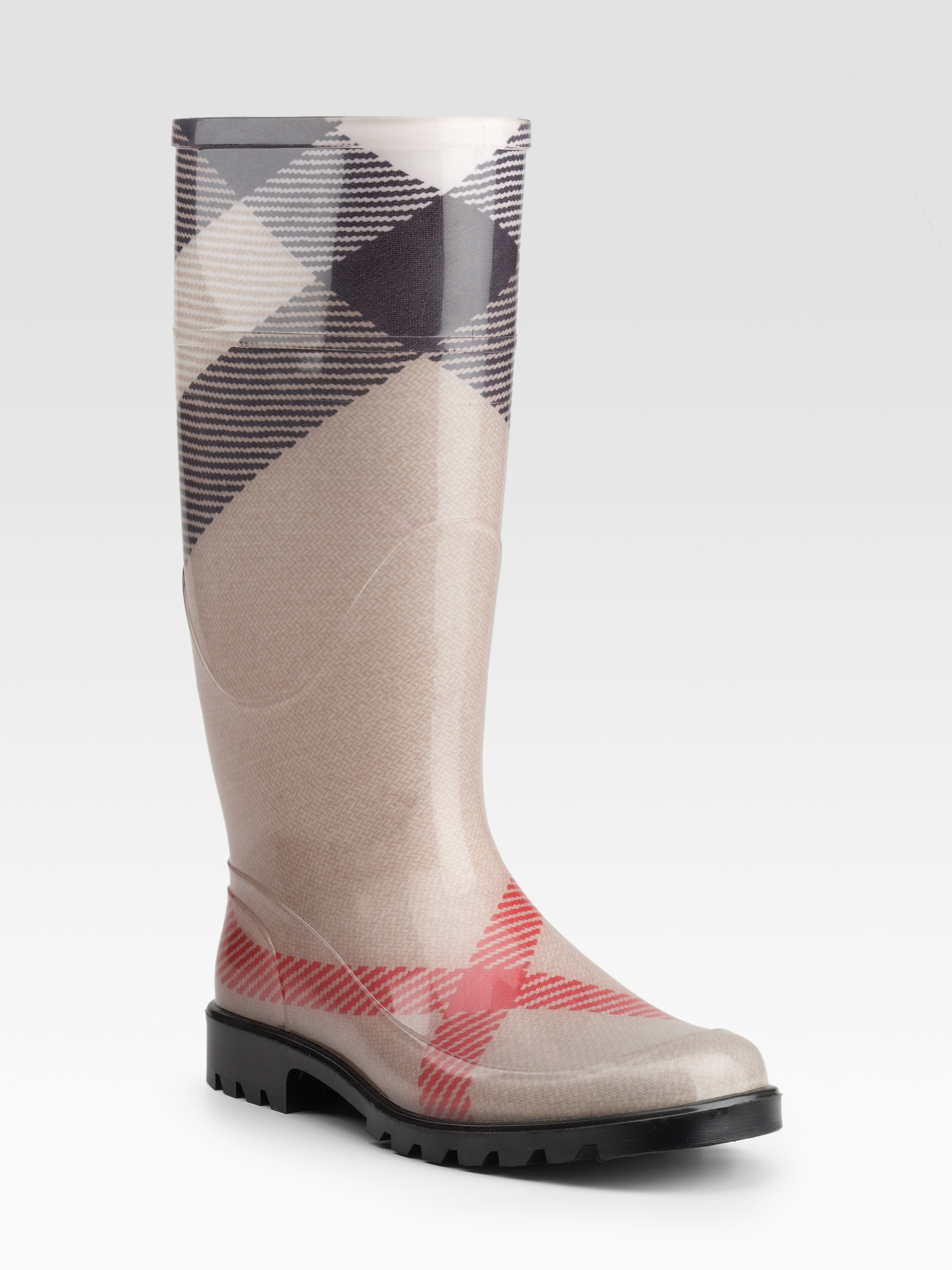 burberry boots pink