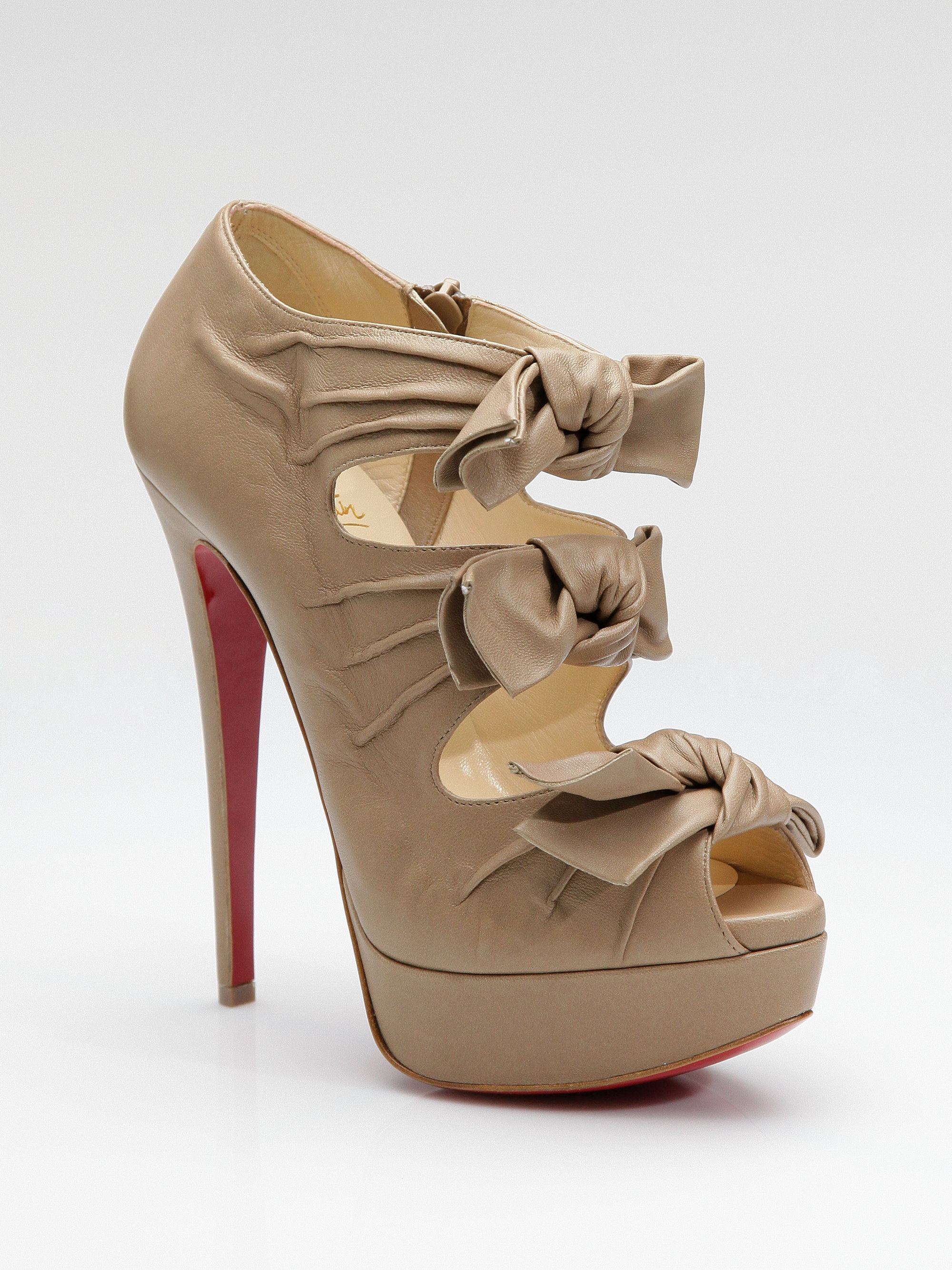 Christian Louboutin Madame Butterfly Platform Pumps in Beige (Natural) -  Lyst