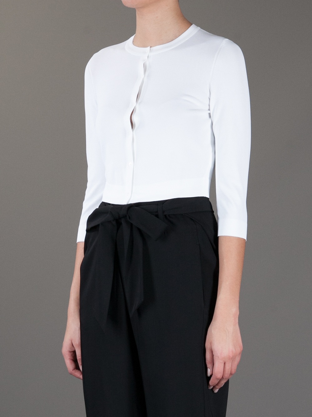 AlaÃ¯a Cropped Fitted Cardigan in White - Lyst