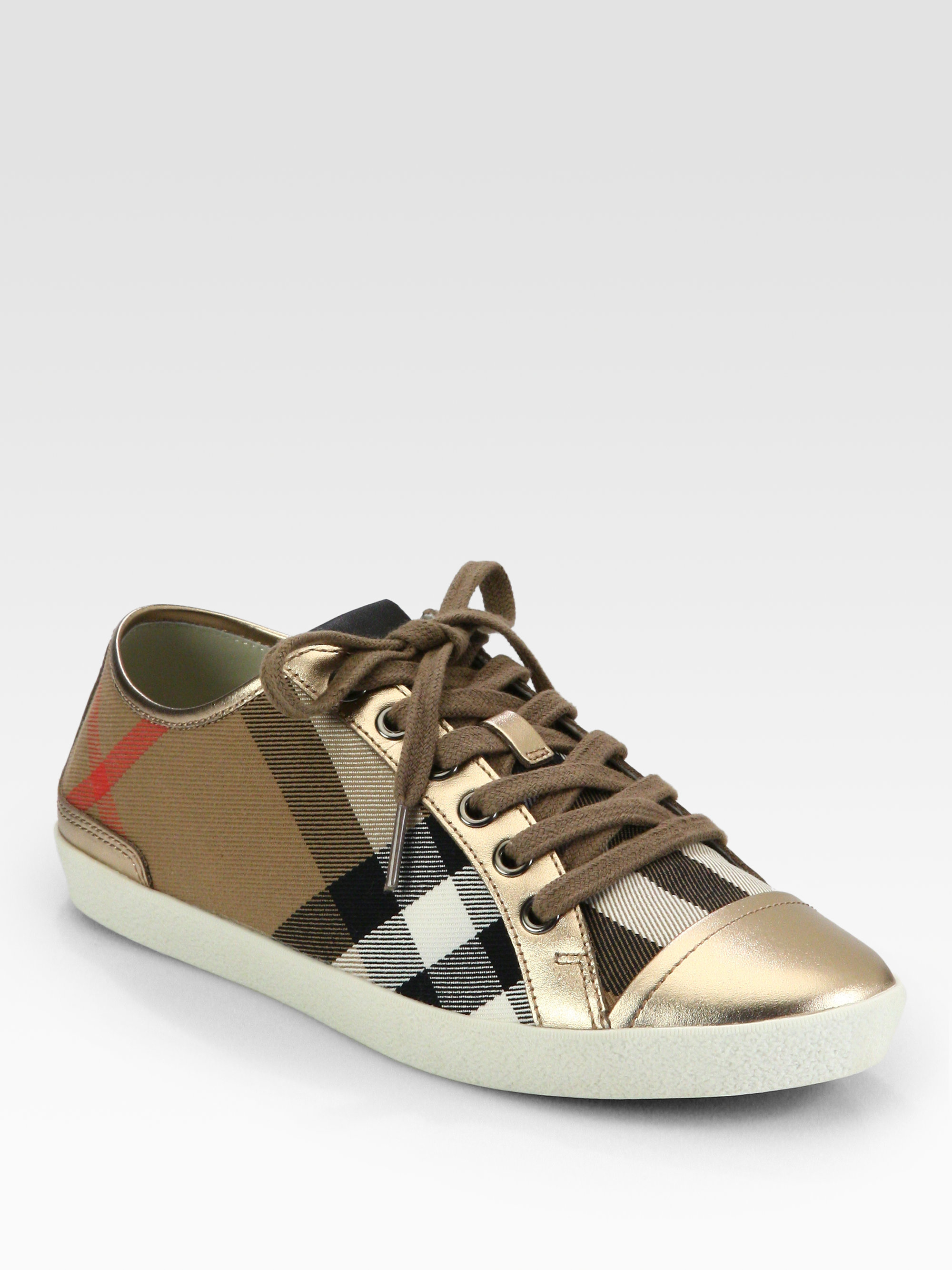 burberry shoes gold