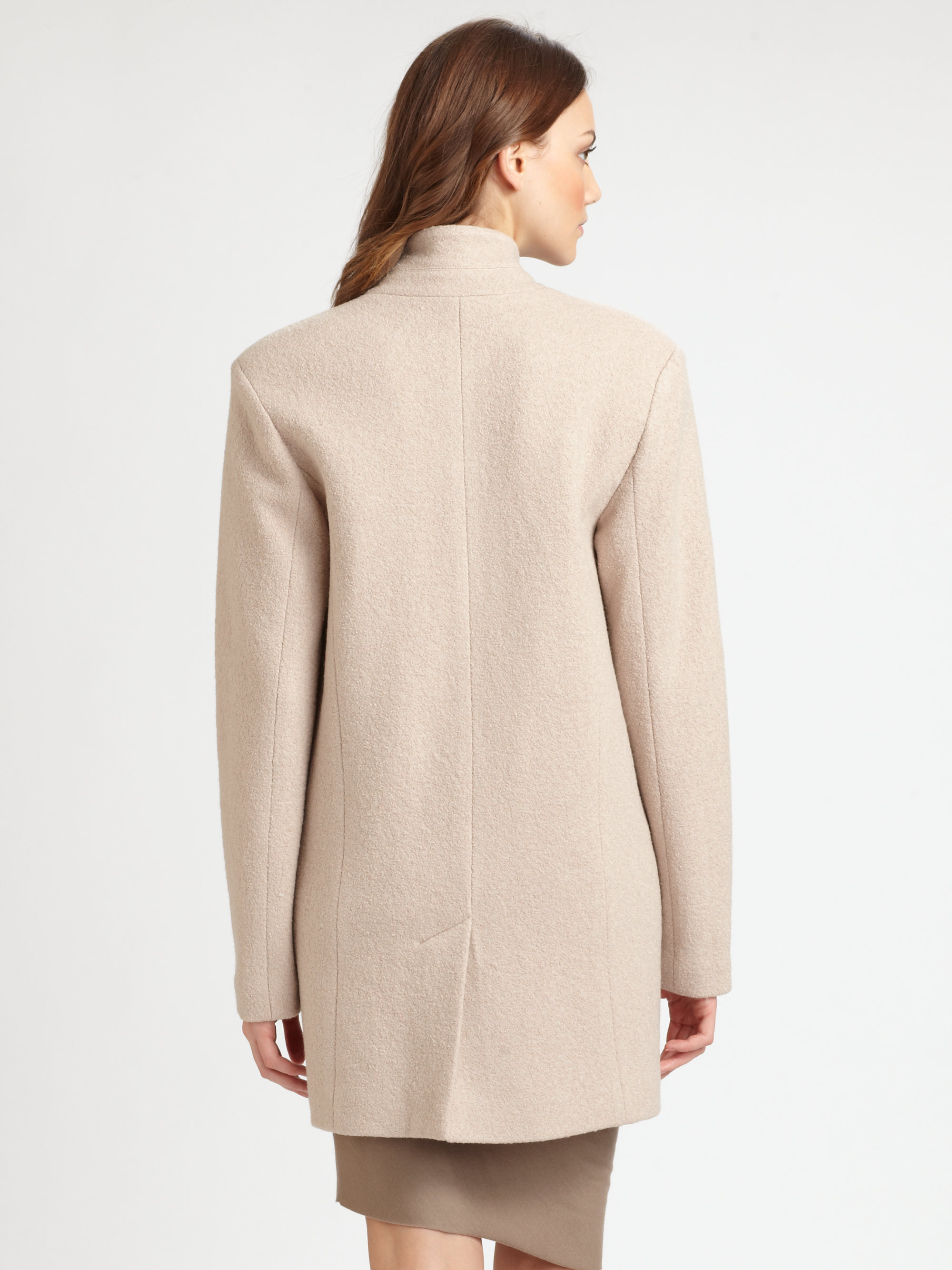 Halston Oversized Boucle Coat in Natural - Lyst