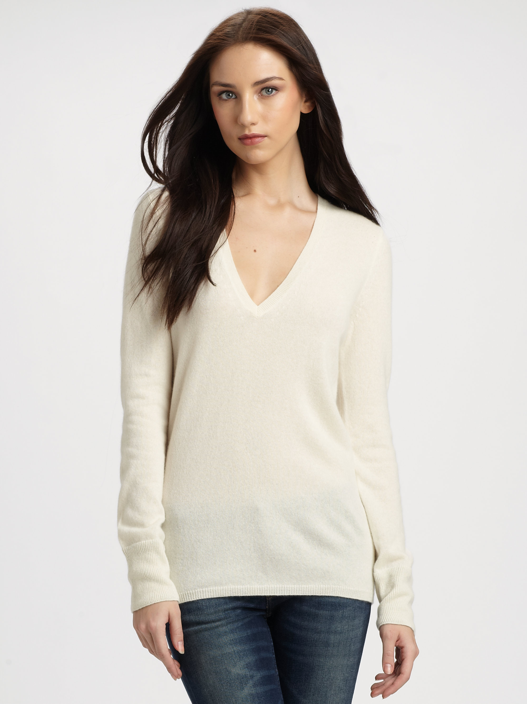 Burberry Brit Check-accented Cashmere V-neck Sweater in White (Natural) -  Lyst