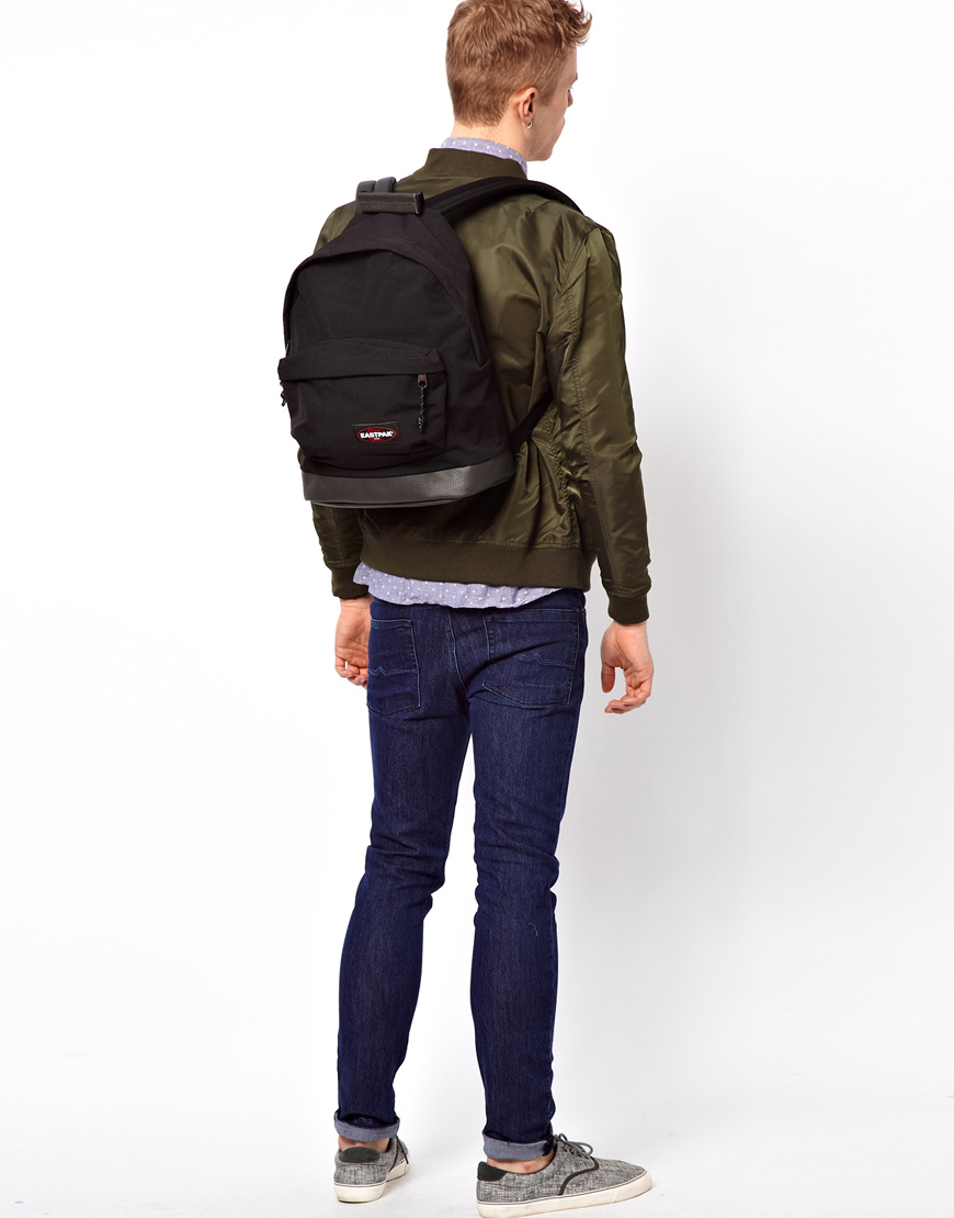 eastpak wyoming black