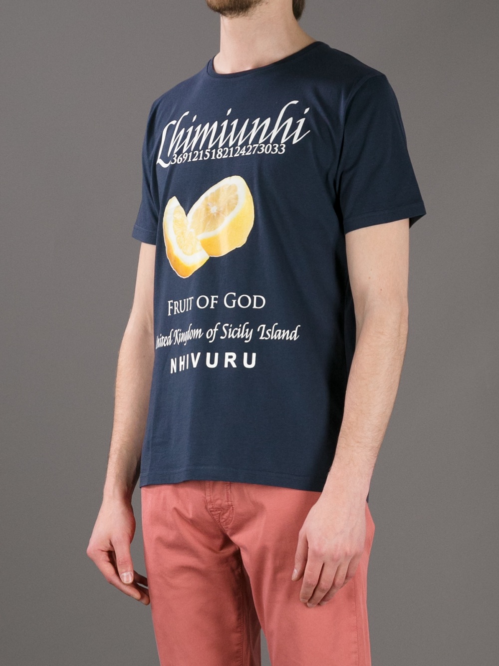 nhivuru t shirt