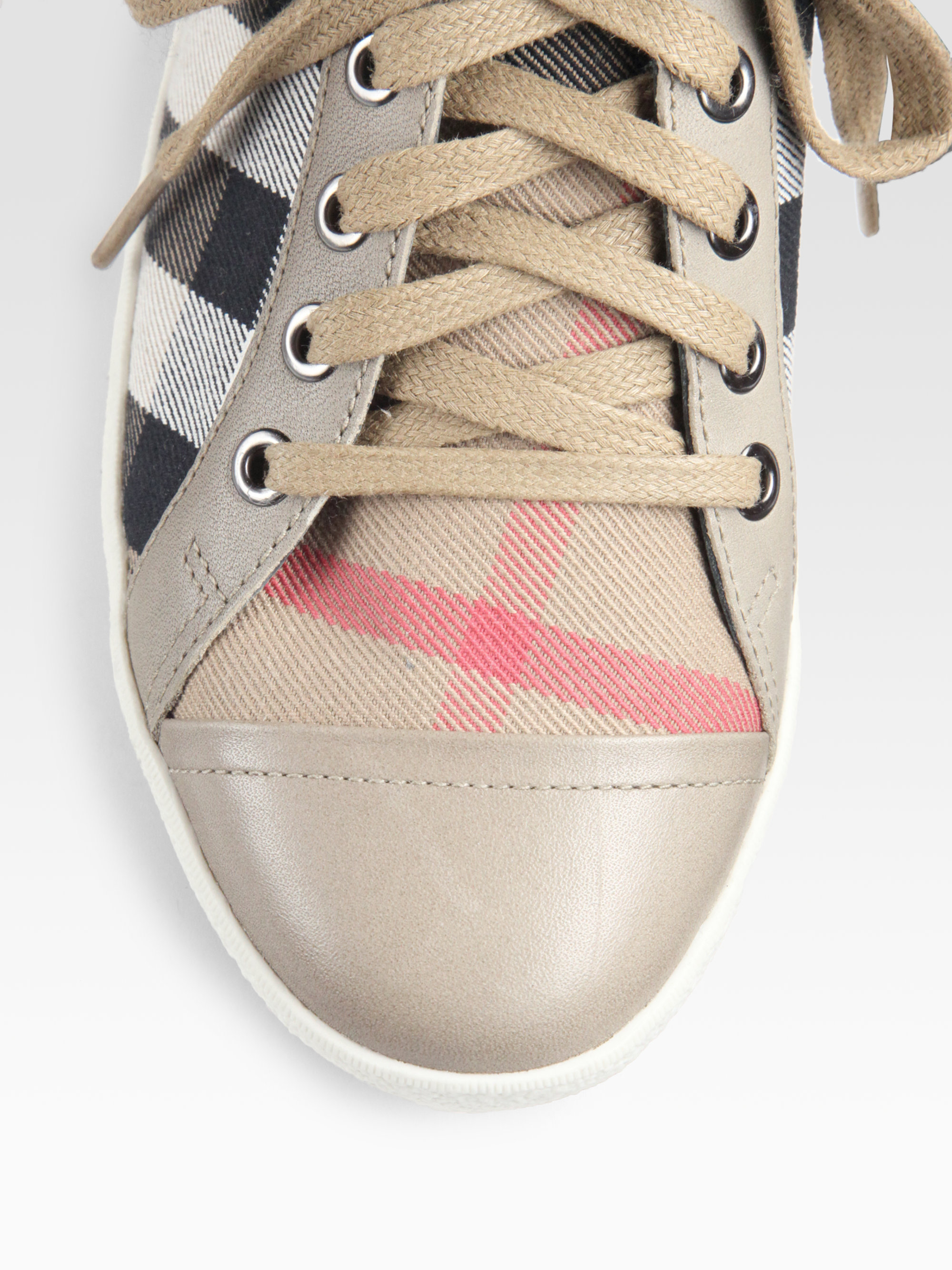 ladies burberry trainers