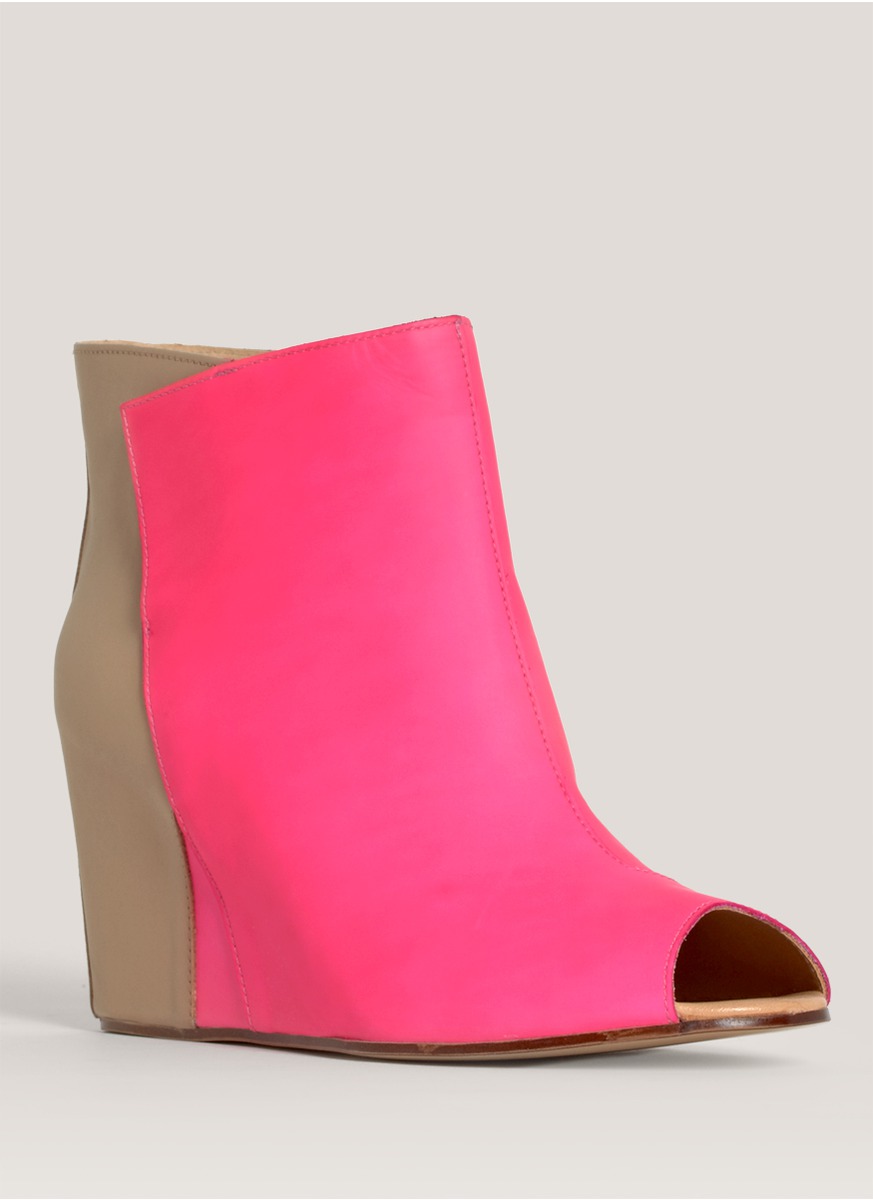 MM6 by Maison Martin Margiela Peep-toe Wedge Booties in Pink - Lyst