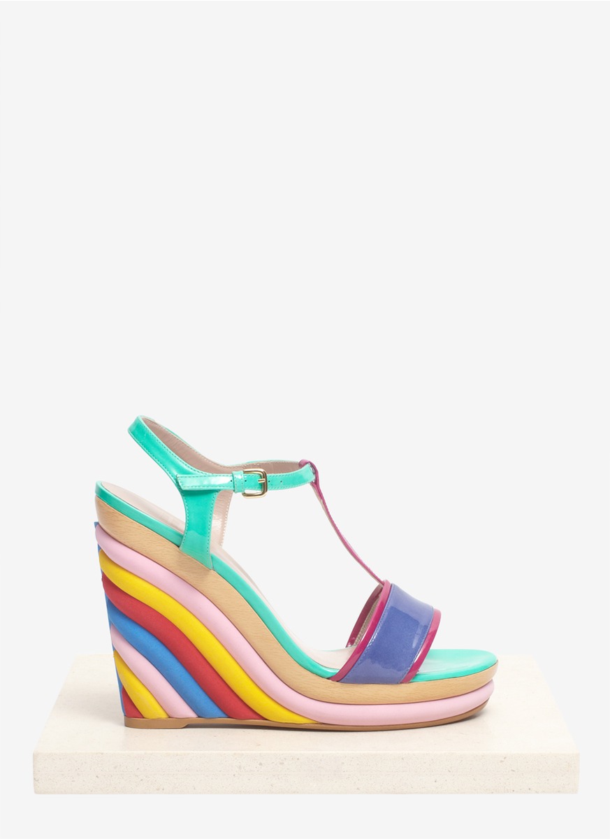 stuart weitzman patent leather wedge sandals