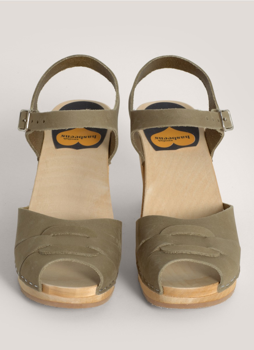 hasbeens sandals