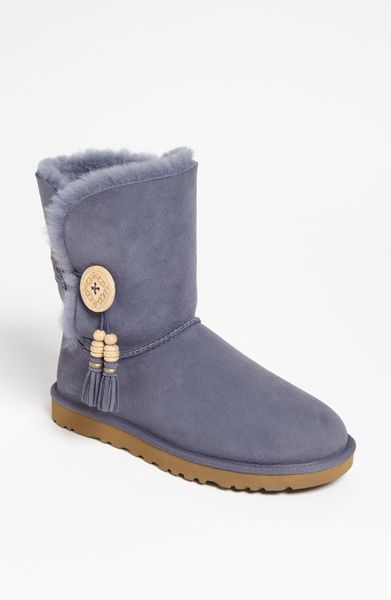 Ugg Bailey Charms Boot Exclusive Color in Blue (night) | Lyst