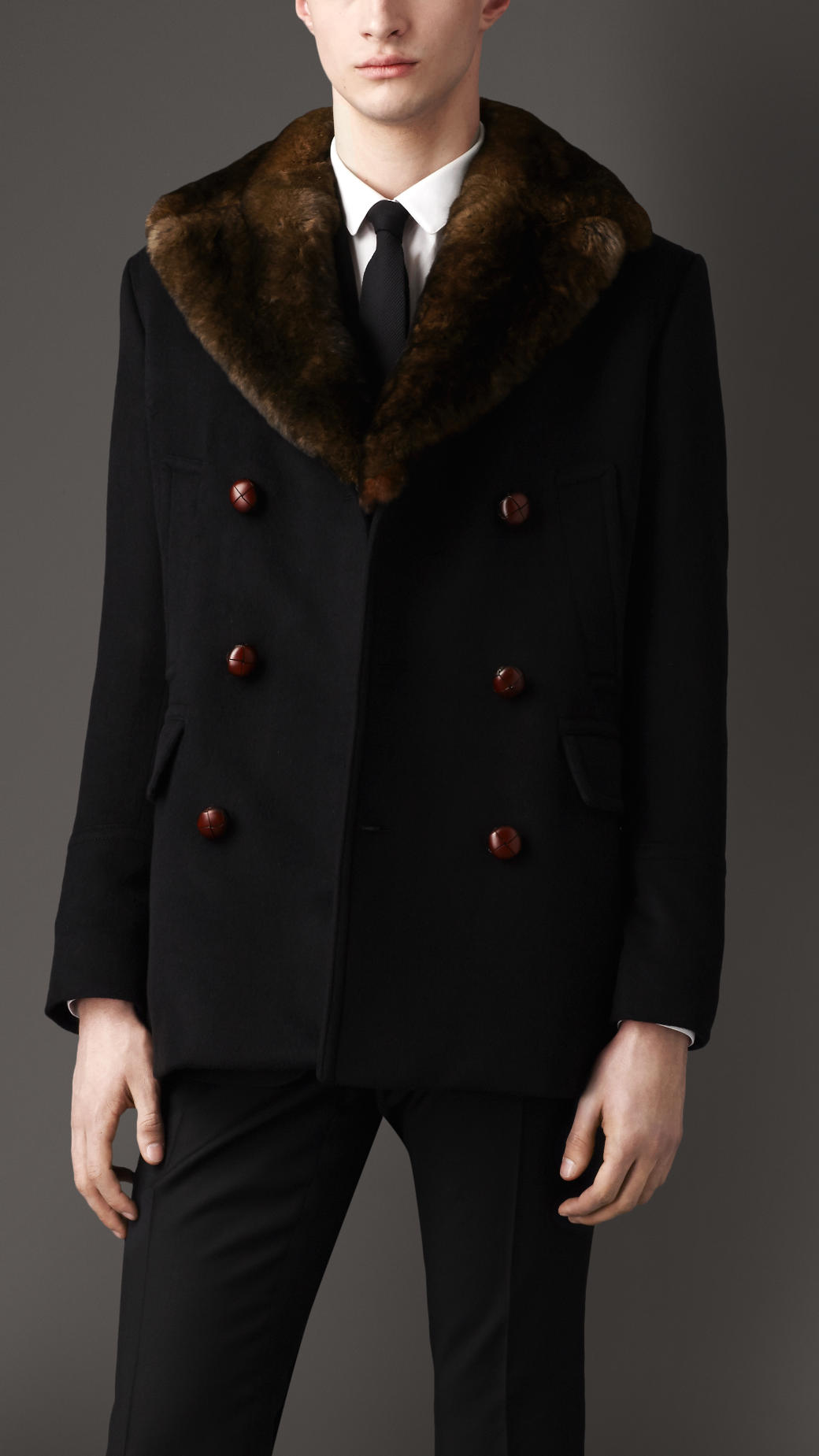 Arriba 55+ imagen burberry coat with fur - Abzlocal.mx