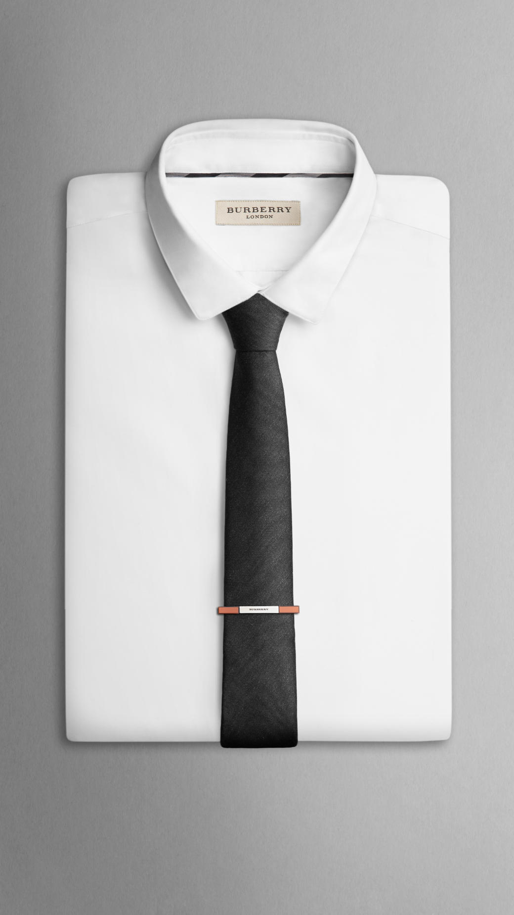 burberry tie clip