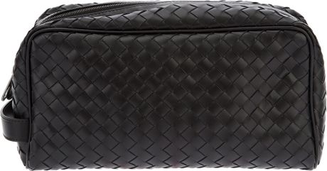 Bottega Veneta Woven Leather Wash Bag in Black for Men | Lyst