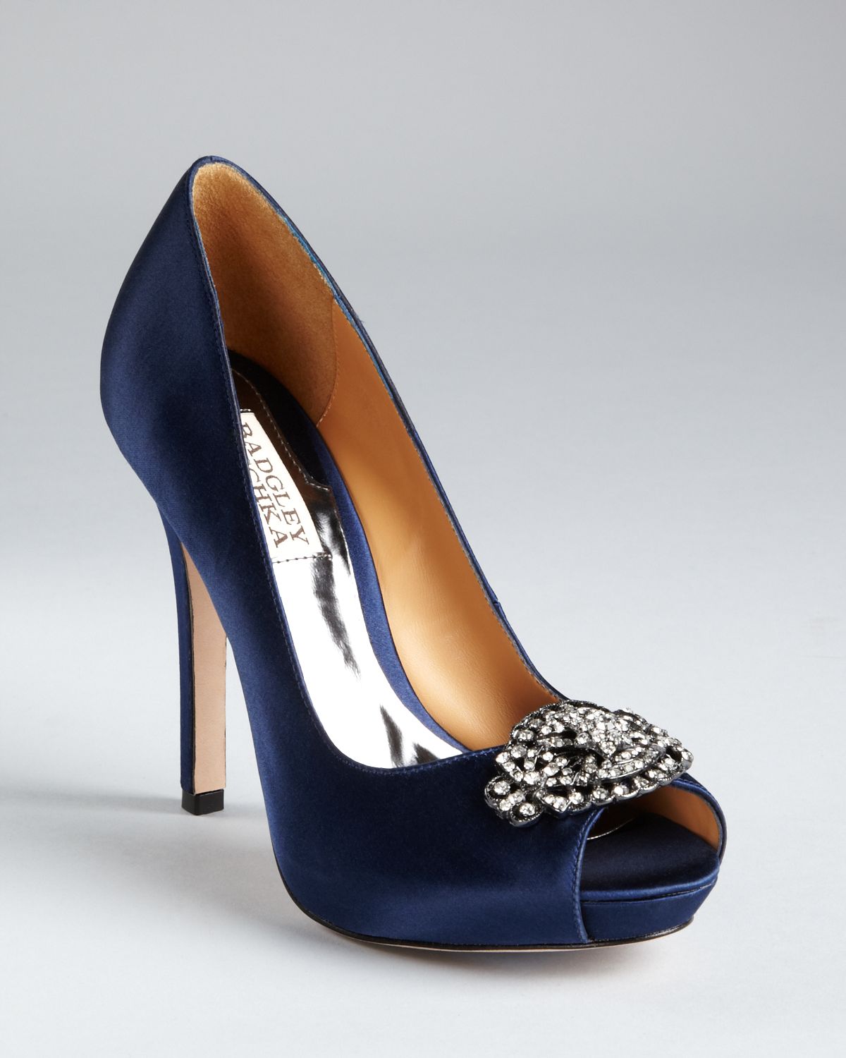 badgley mischka heel shoes