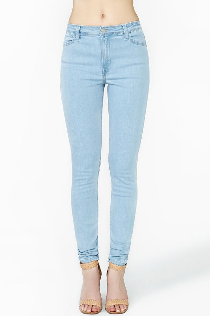 light blue skinny jean