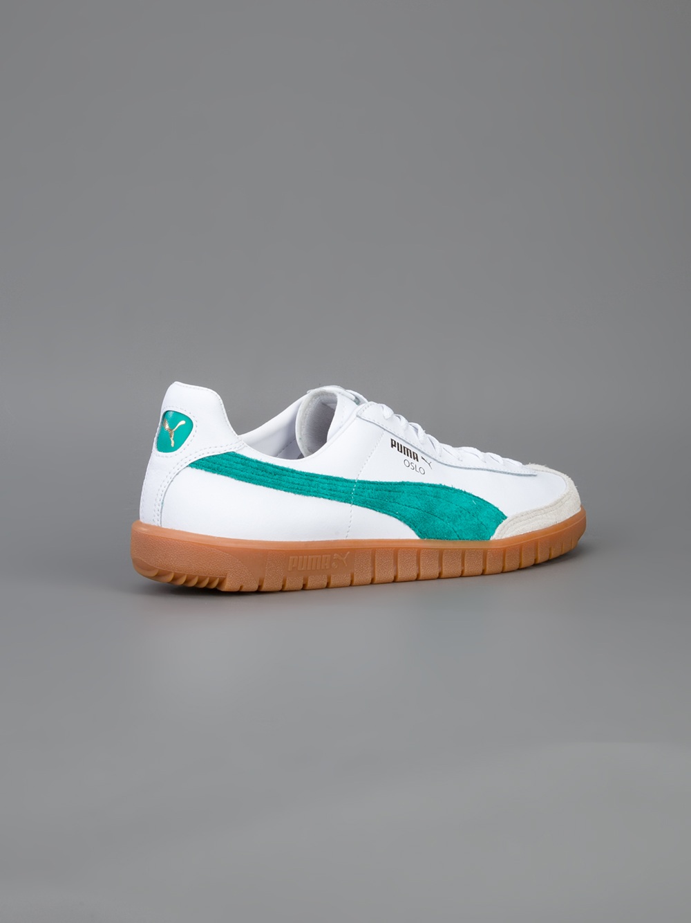 the white low top trainer