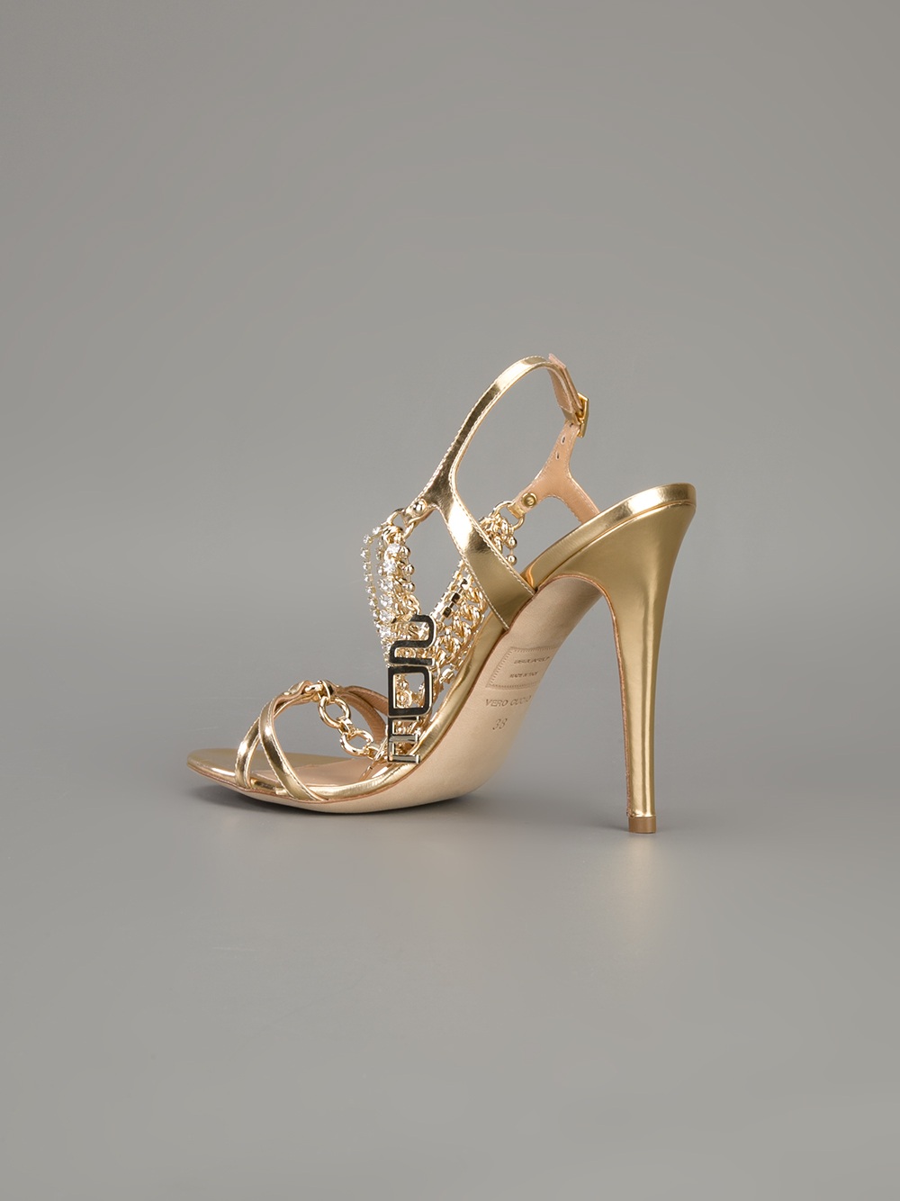 DSquared² Chain Detailed Sandal in Gold (Metallic) - Lyst