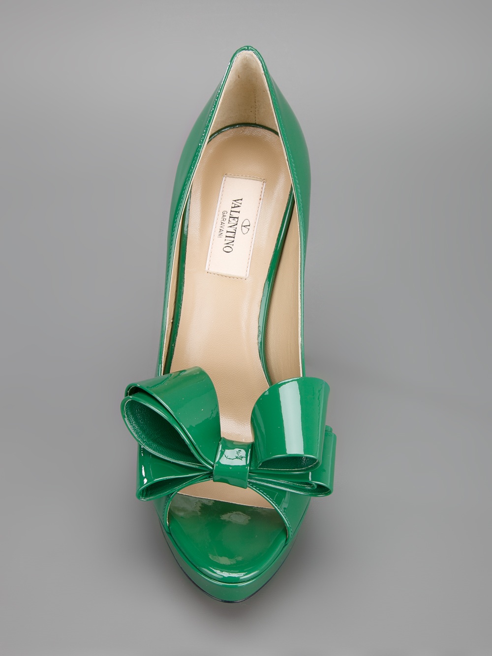 green peep toe pumps