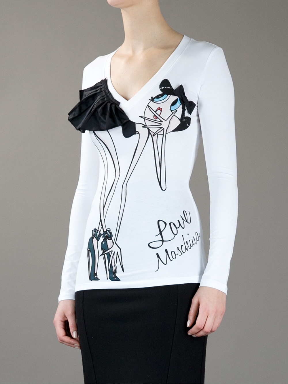 v neck black top long sleeve