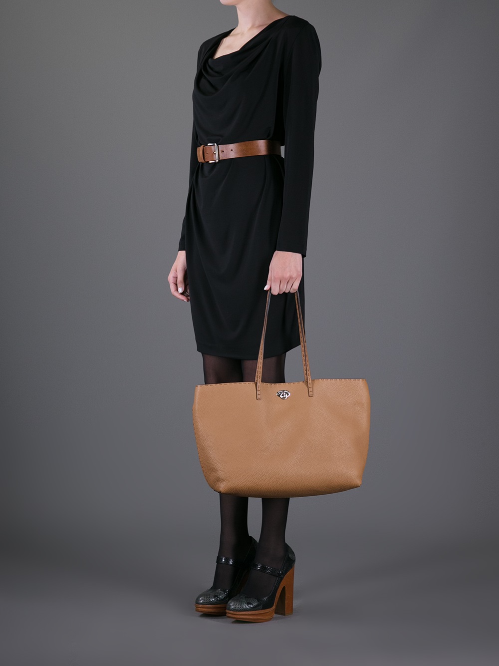 fendi carla tote