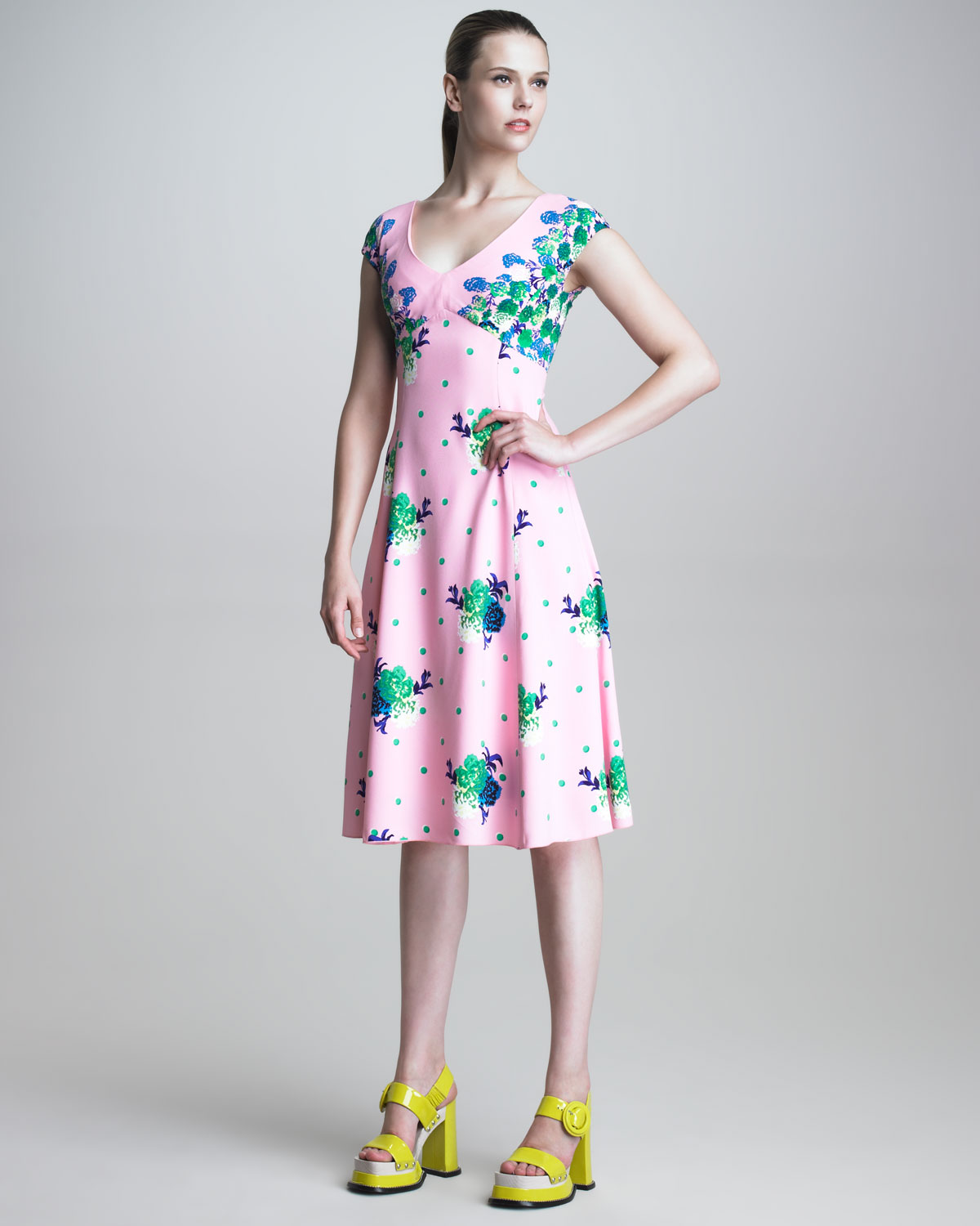 Marc Jacobs Floral Dress on Sale, UP TO ...