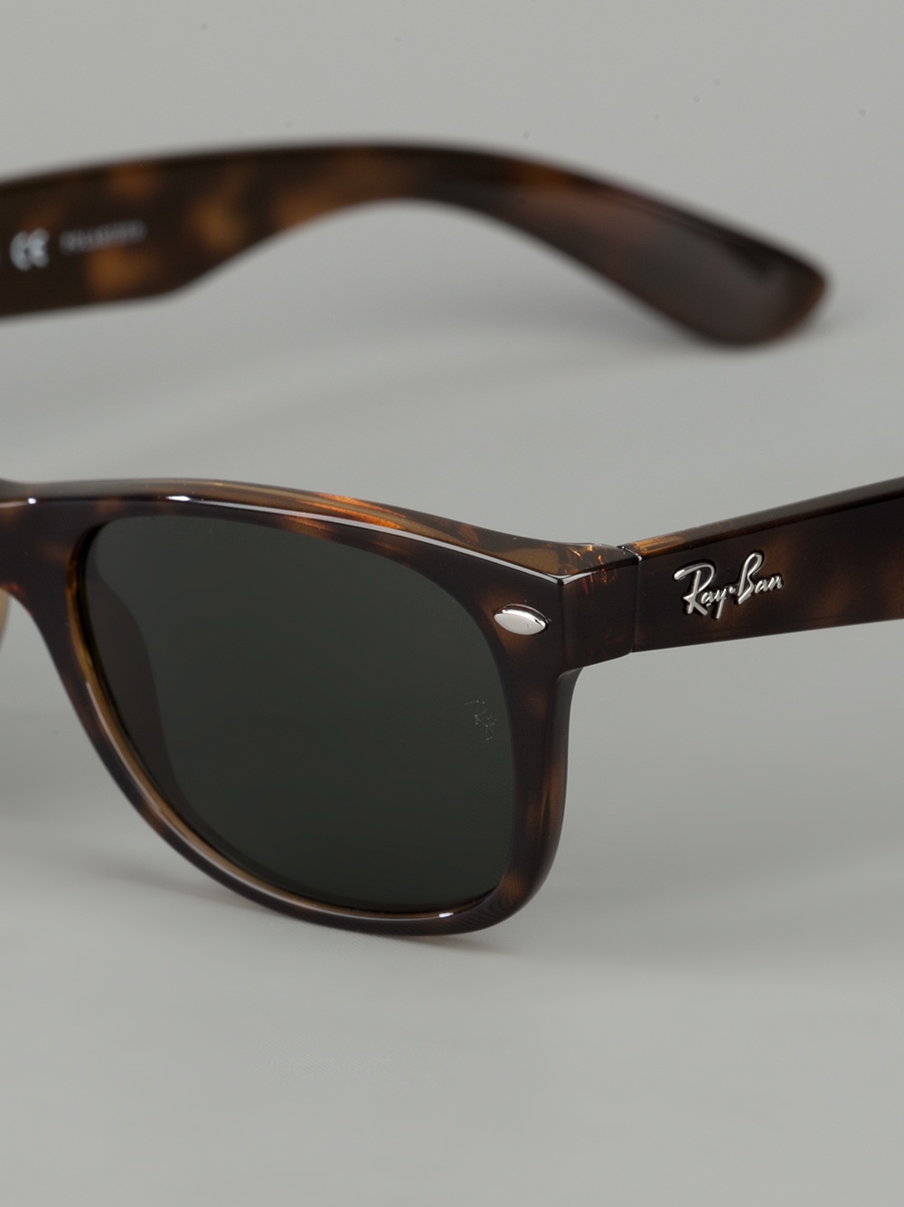 rayban wayfarer braun