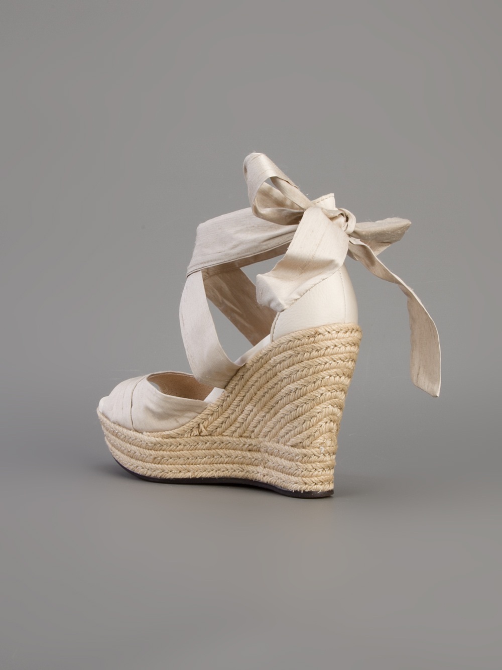 UGG Lucianna Wedge Sandal in Champagne (Metallic) | Lyst