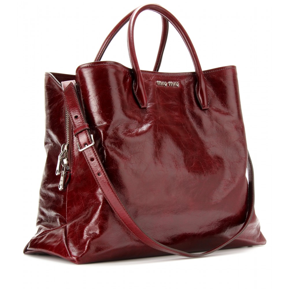 Lyst Miu Glazed Leather Tote In Purple Gallery