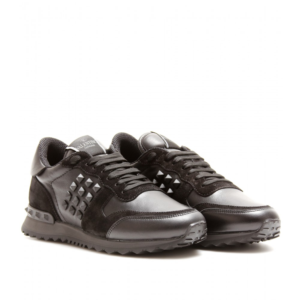 black sneakers valentino rockstud noir sneakers in black noir lyst black sneakers valentino rockstud noir sneakers in black noir lyst