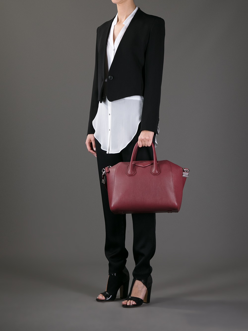 Givenchy antigona maroon 2025