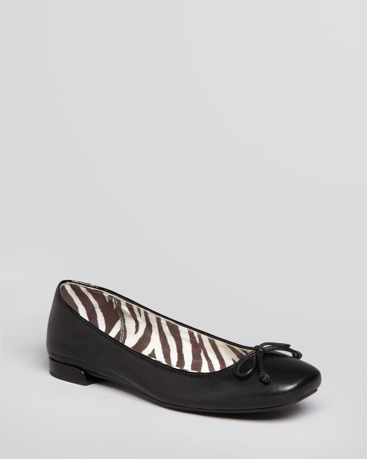 stuart weitzman ballerina flats