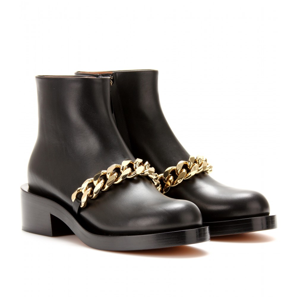 Givenchy Chainembellished Leather Boots in Black - Lyst