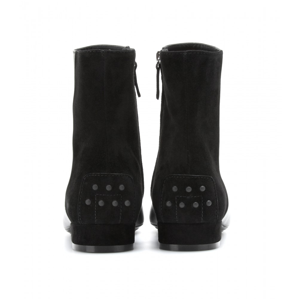 tods suede ankle boots