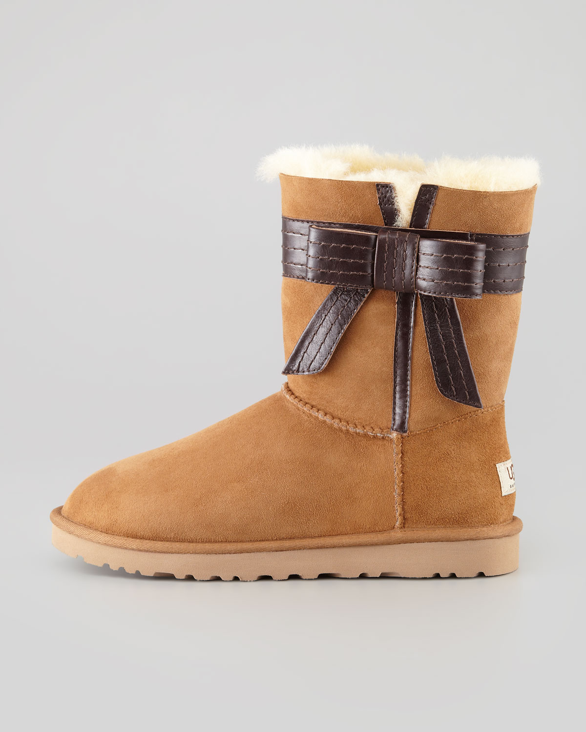 uggs with bow on side