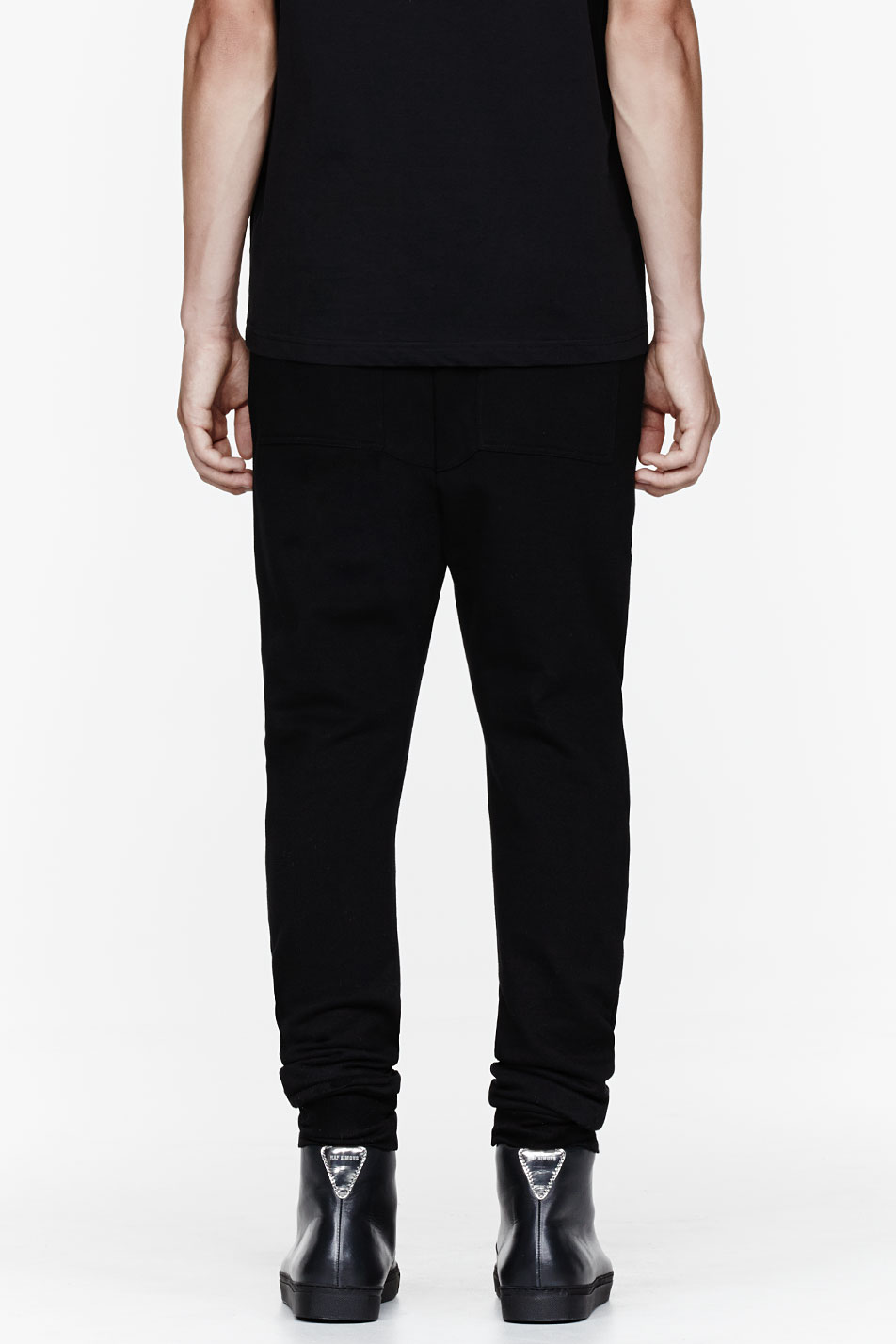 black peak zipper jogger