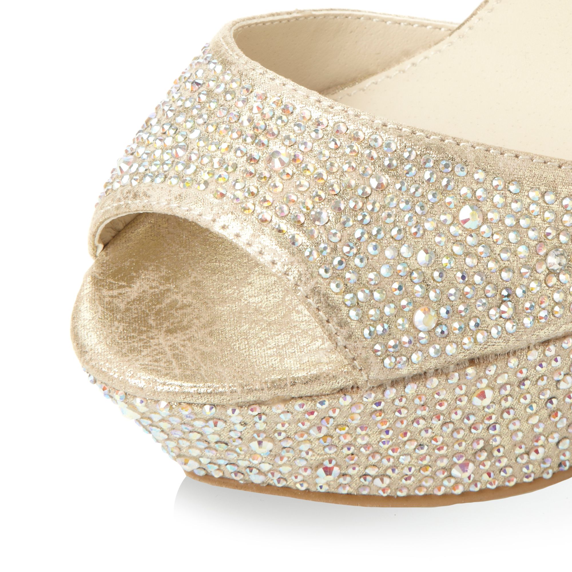 carrie steve madden
