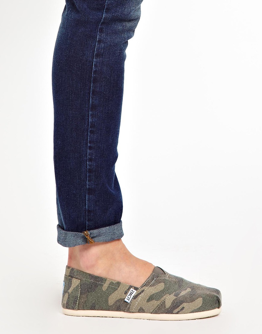 TOMS Washed Camo Flat Shoes in Green - Lyst