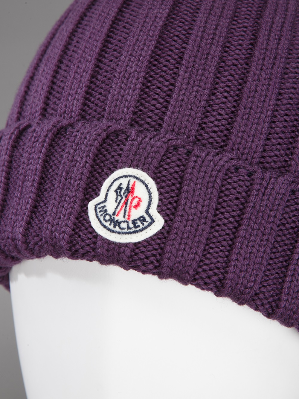 Purple moncler hat clearance